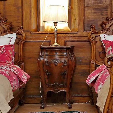 Town House - Treasurerome Collection Apartment