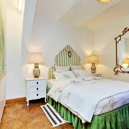 Apartment Town House - Treasurerome Collection *