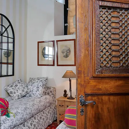 Apartment Town House - Treasurerome Collection *